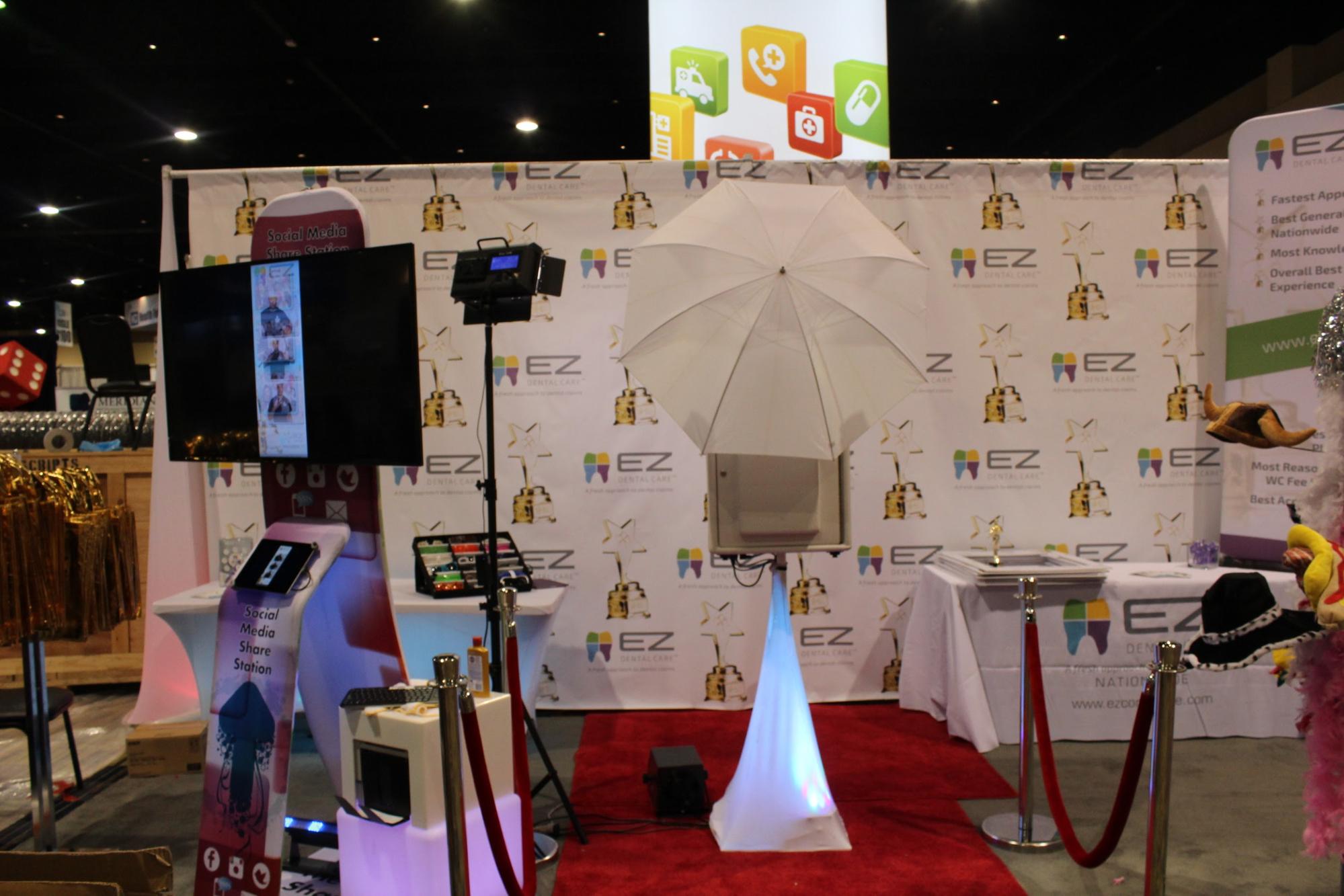 Branded Photo Booth: Tingkatkan Pengalaman Acara Anda 2 Branded Photo Booth: Tingkatkan Pengalaman Acara Anda